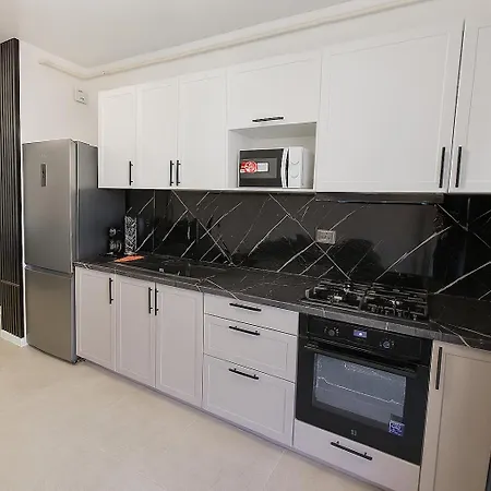 C49 - In Alezzi Odyssey Pool & Mamaia Nord Appartement 3*