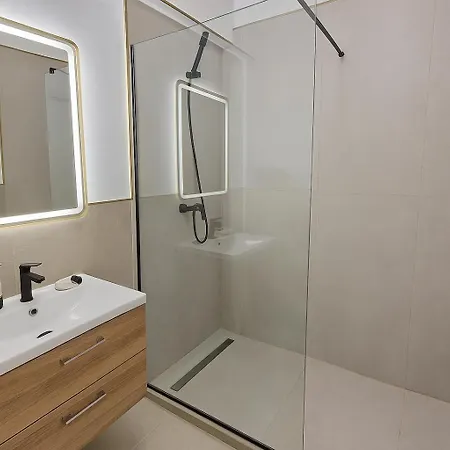 Alezzi Odyssey C49 Mamaia Nord Apartman