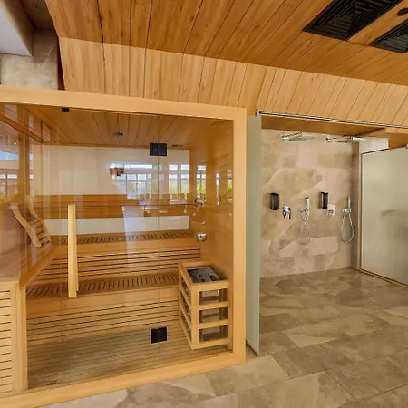 Appartement C49 - In Alezzi Odyssey Pool & Mamaia Nord